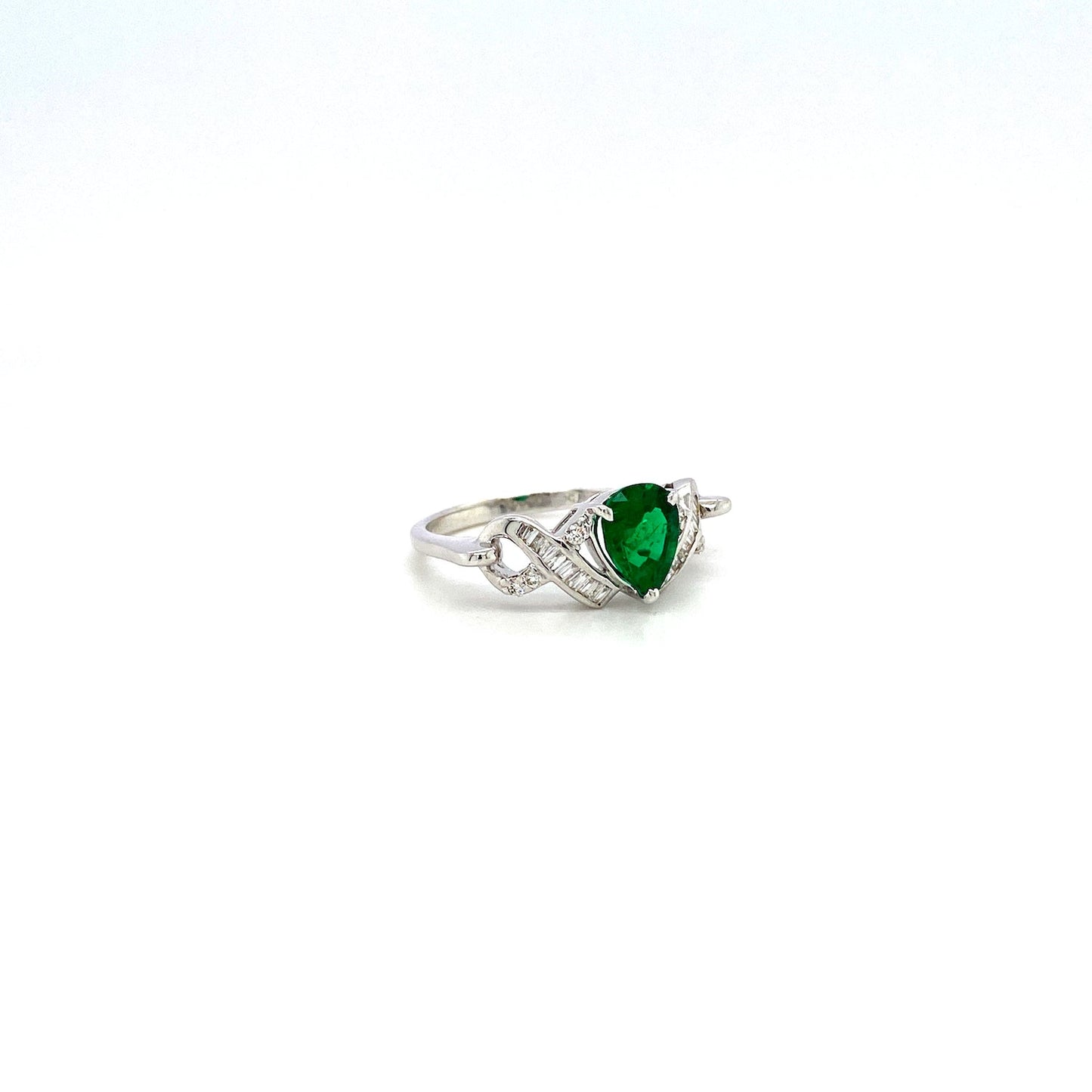 Emerald and Diamond Ring in 18K White Gold - KGR 15863