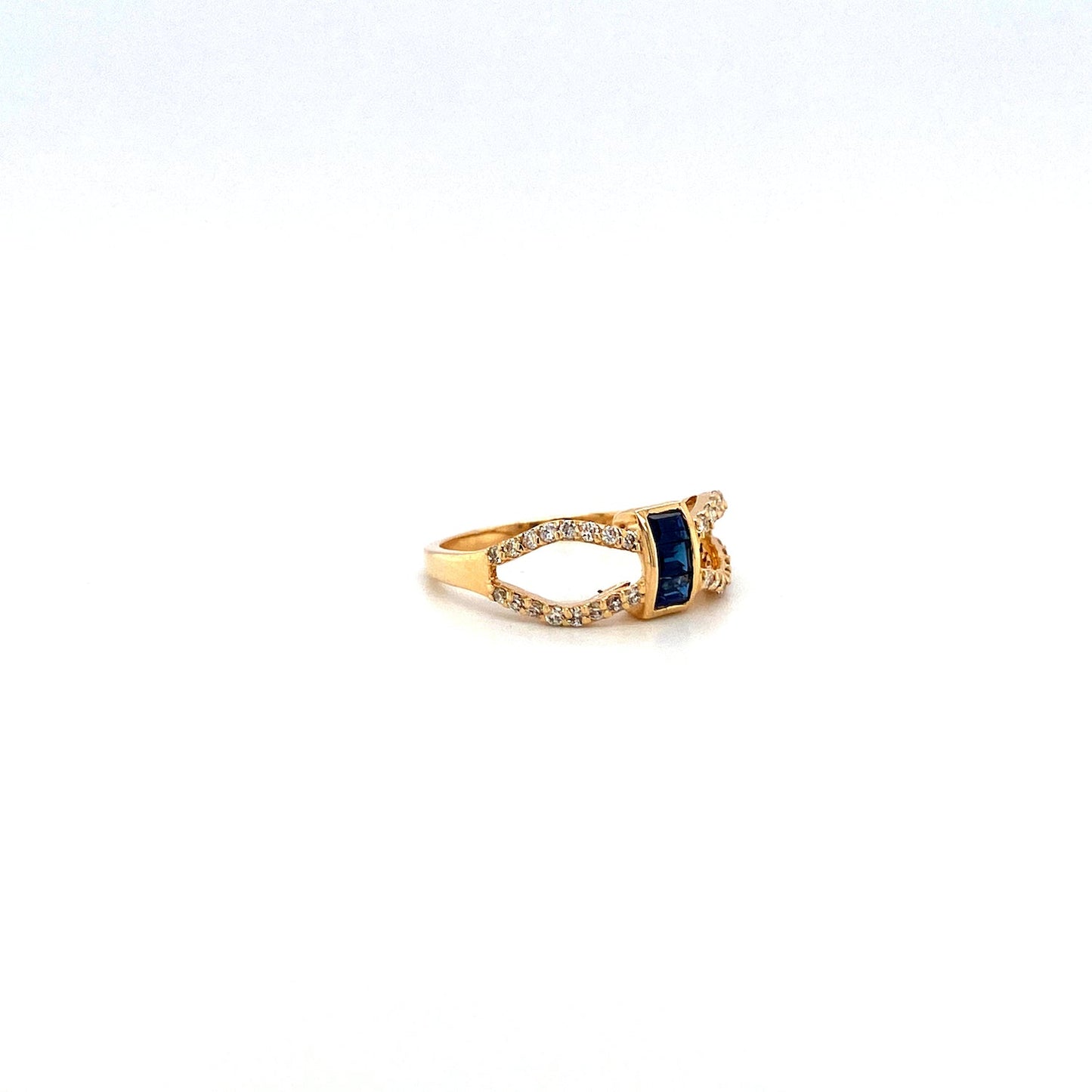 Sapphire and Diamond Ring in 14K Yellow Gold - KGR 17112
